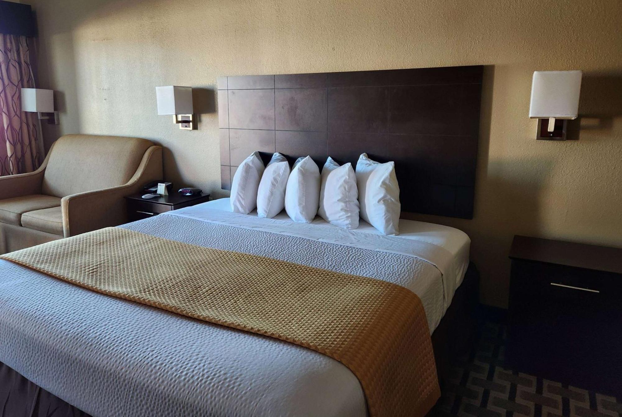 Days Inn By Wyndham Baytown East Zewnętrze zdjęcie
