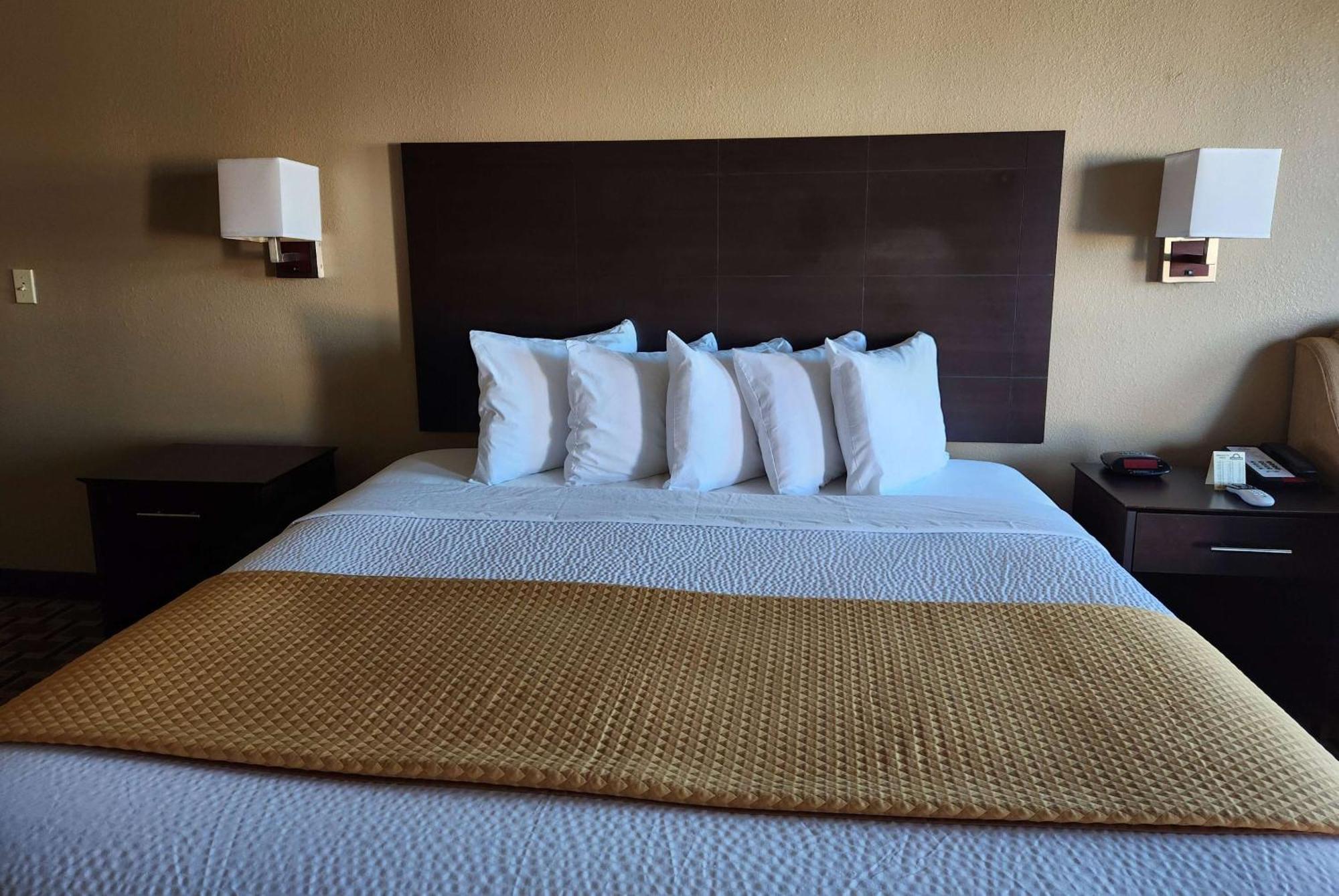 Days Inn By Wyndham Baytown East Zewnętrze zdjęcie