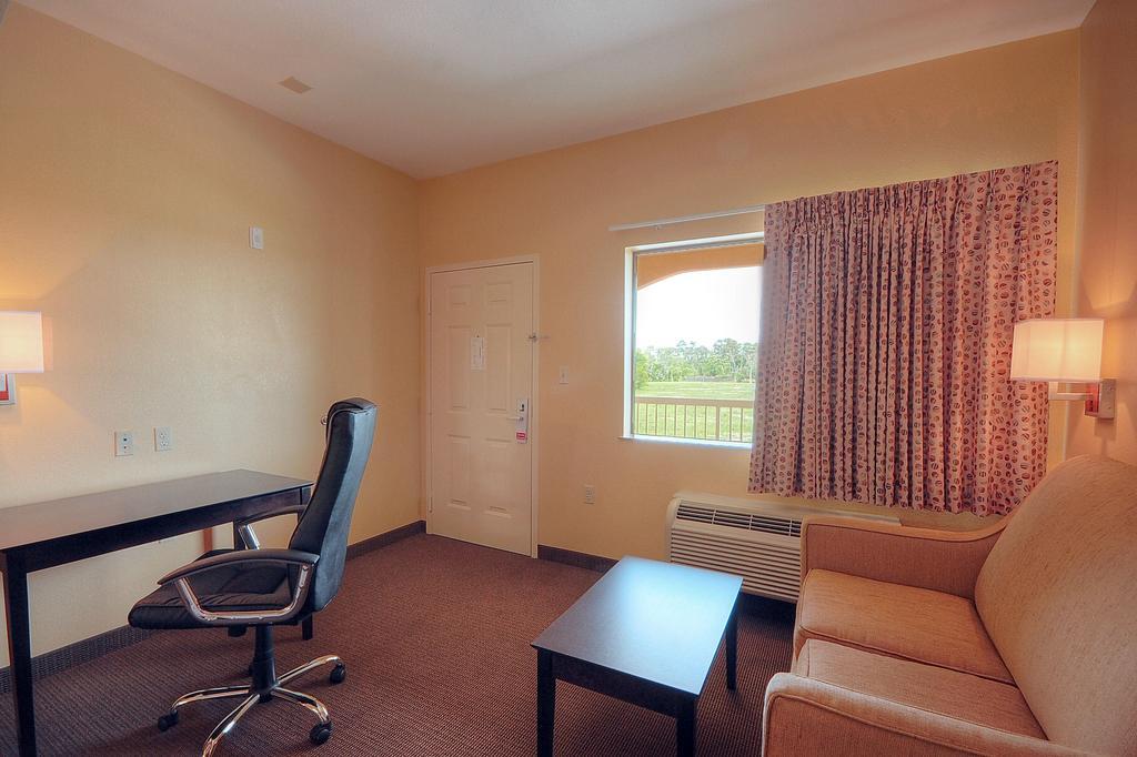 Days Inn By Wyndham Baytown East Zewnętrze zdjęcie