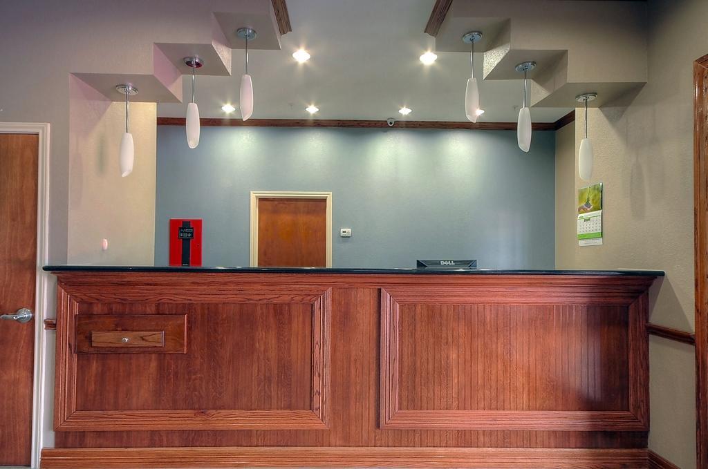 Days Inn By Wyndham Baytown East Zewnętrze zdjęcie